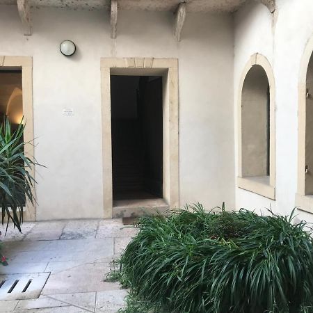 Palazzo Della Torre Room فيرونا المظهر الخارجي الصورة